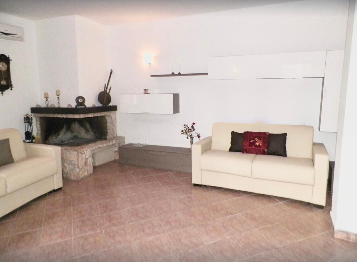 Villa Casa Vacanze Fiore 加利波利 外观 照片