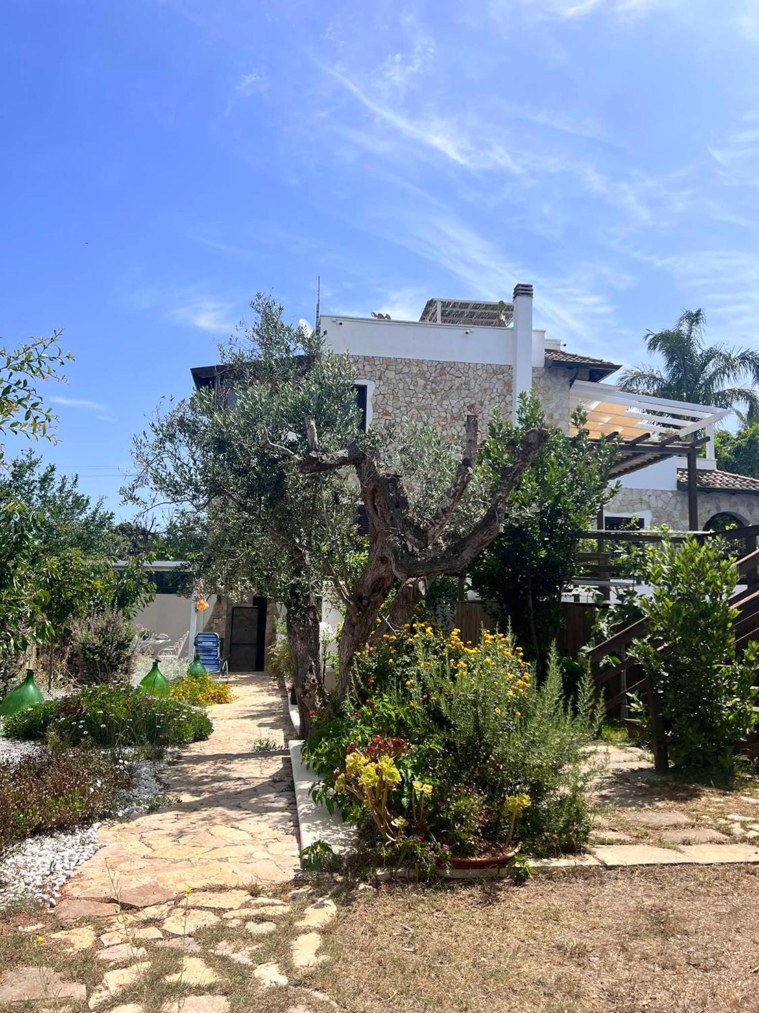 Villa Casa Vacanze Fiore 加利波利 外观 照片