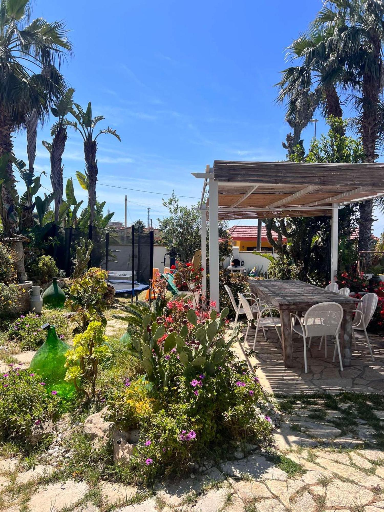 Villa Casa Vacanze Fiore 加利波利 外观 照片